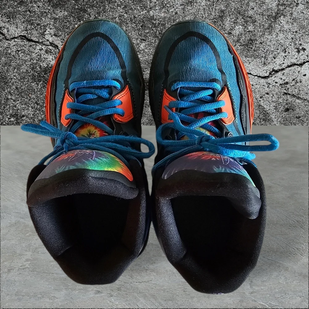 Nike Kyrie Infinity SE Blue Tie Dye‎ Basketball  Sneakers Youth 6.5y Women's 7.5